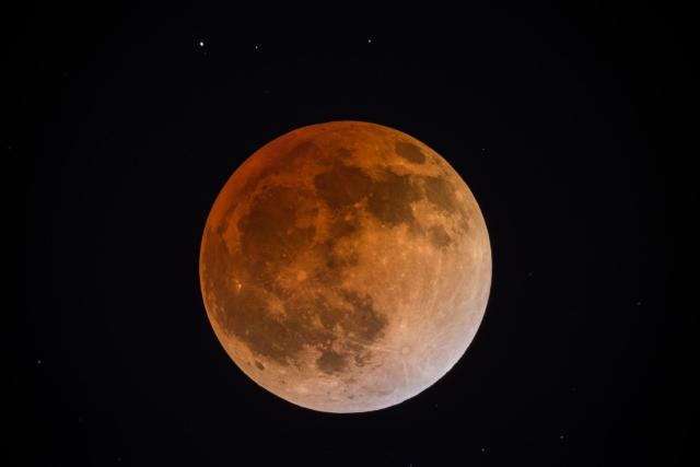 67114413-blood-moon-over-california